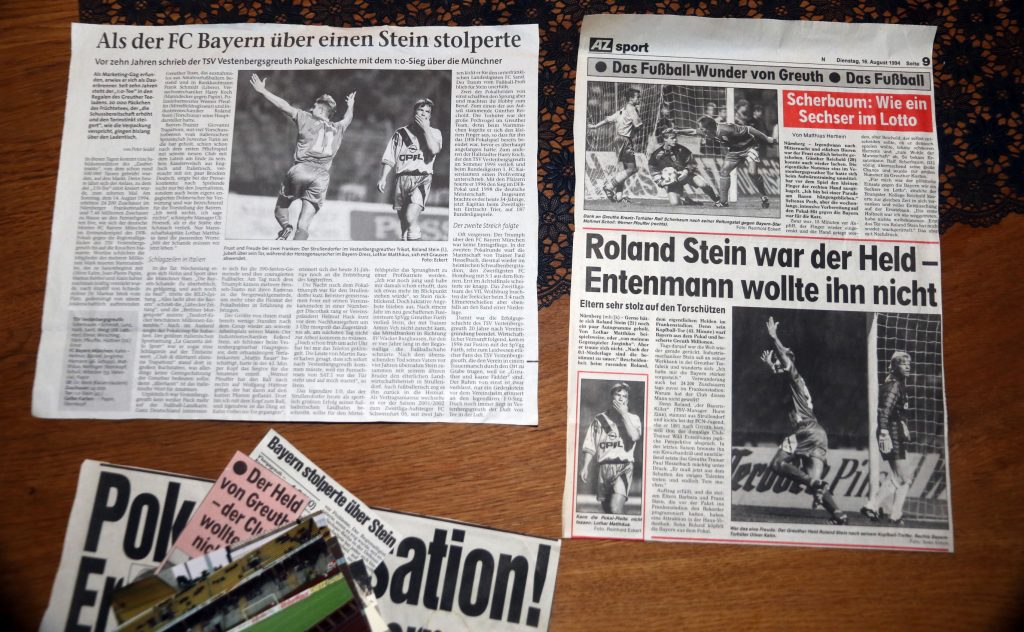 Roland Steins Zeitungsausschnitte zum Sieg gegen die Bayern